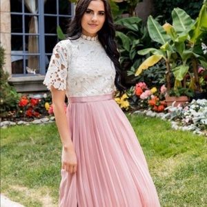 Rachel parcel annecy lace pleated dress